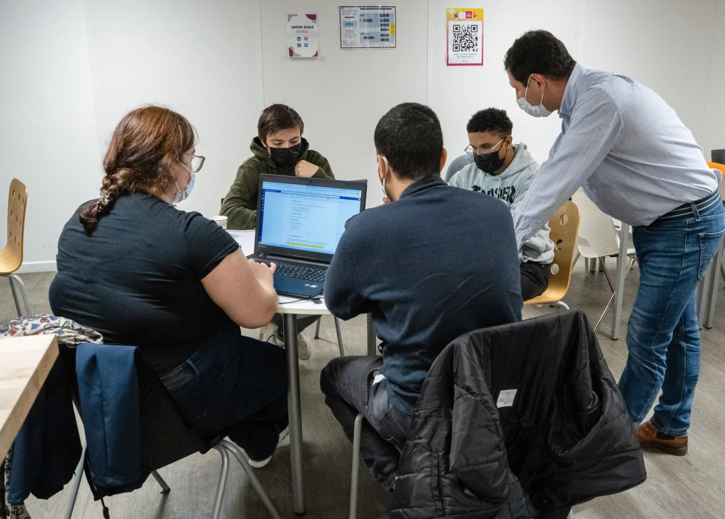 Echanger avec nos formateurs et étudiants